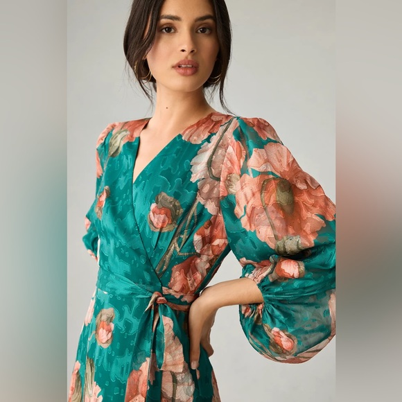 Anthropologie Hutch V-Neck Textured Wrap Dress - Picture 4 of 10